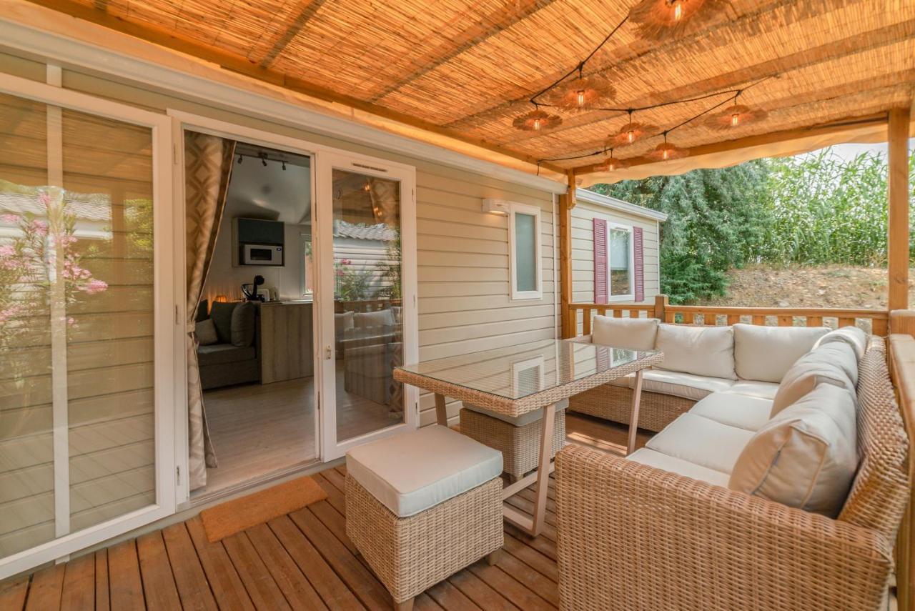 Mobil Home Les Pieds Dans L'Eau Canet-en-Roussillon Exterior foto